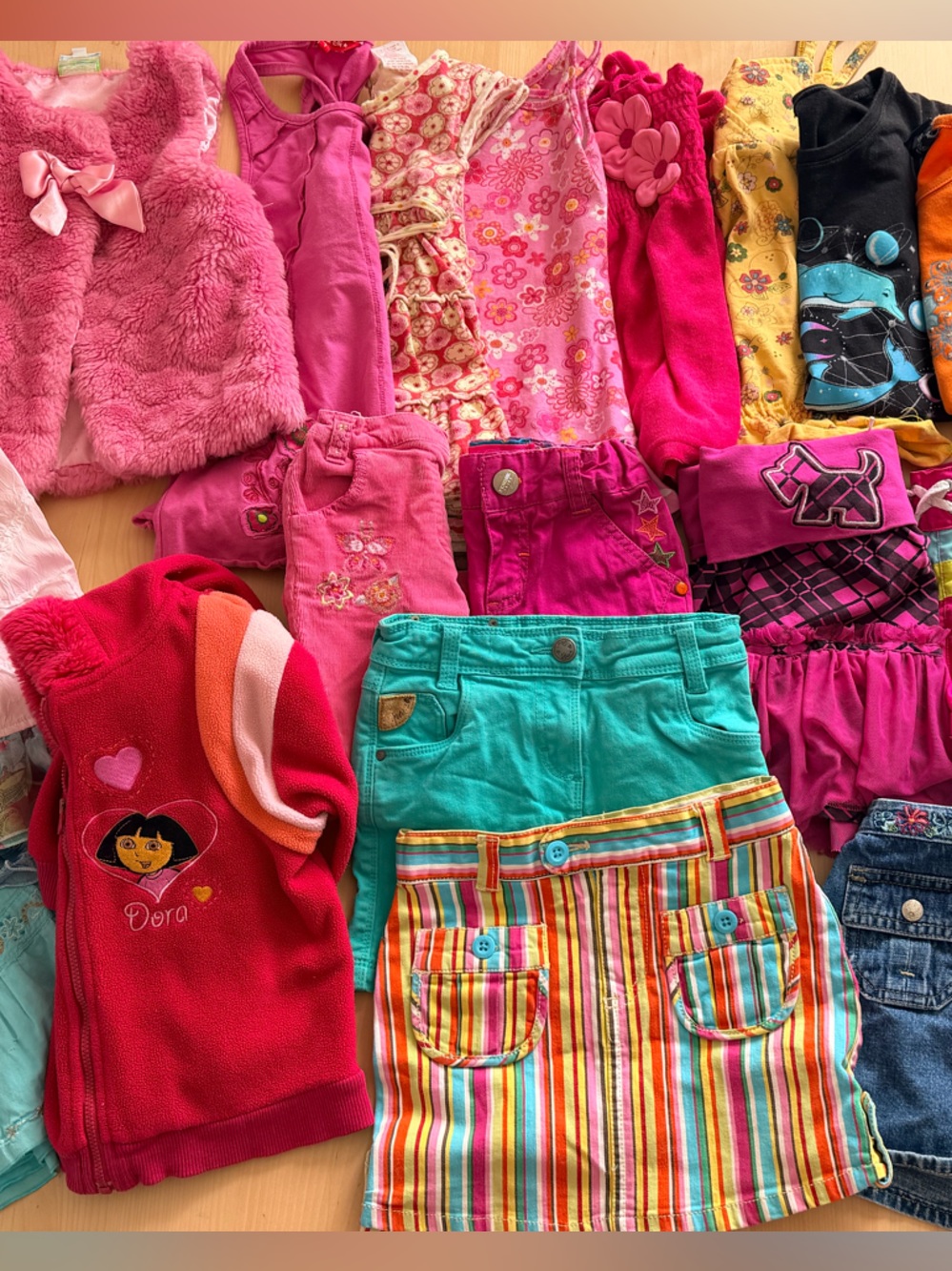 Y2K reseller assorted Colorful Clothing Lot - Bundle of 31 pieces 12M-8T